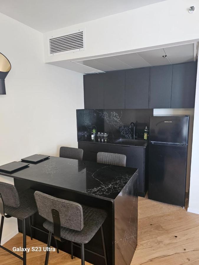 תמר על הים Appartement Bat Yam Buitenkant foto