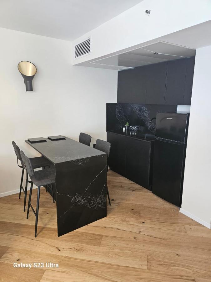 תמר על הים Appartement Bat Yam Buitenkant foto
